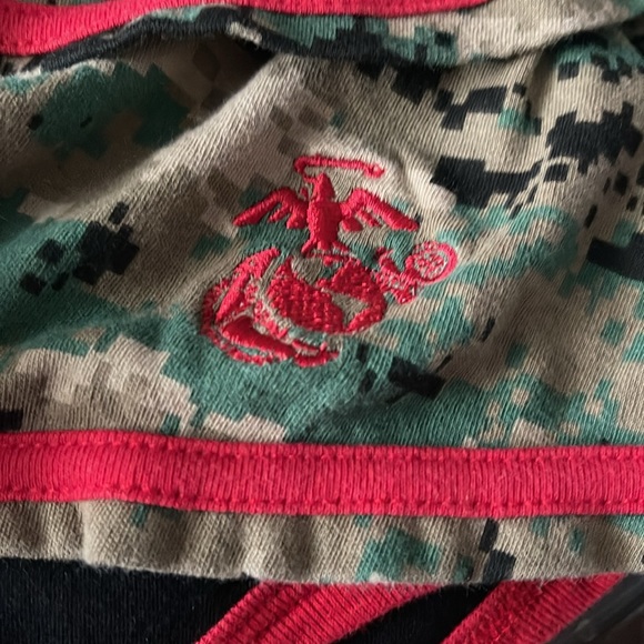 9-12 month onesie - Picture 3 of 5